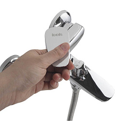 Смеситель для ванны с керамическим дивертором Zodiac, IDDIS, ZODSB02i02