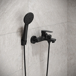 Aringa Рейн смеситель для ванны и душа с аксессуарами, черный