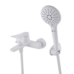 Бронкс Смеситель для ванны с коротким изливом, дивертор с кер. пласт., с аксессуарами, белый