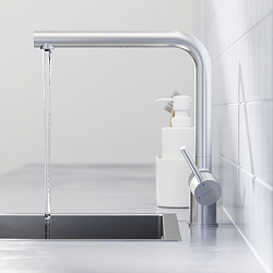 Смеситель для кухни с подключением к фильтру и выдвижным изливом Pragma Esdel, матовый хром, ESD7.M2