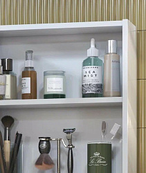 Зеркальный шкаф Urban 800